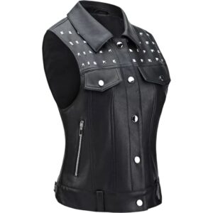 zip on both side on front pockets and closed with snap button