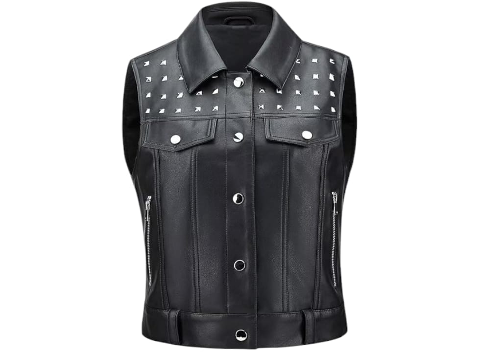 vest closed with snap button and with 2 side pockets with zipper